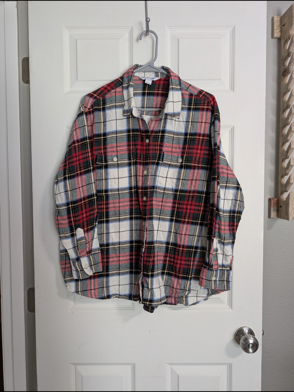 Old Navy Women's Plaid Button-Down Shirt - Red, White & Black